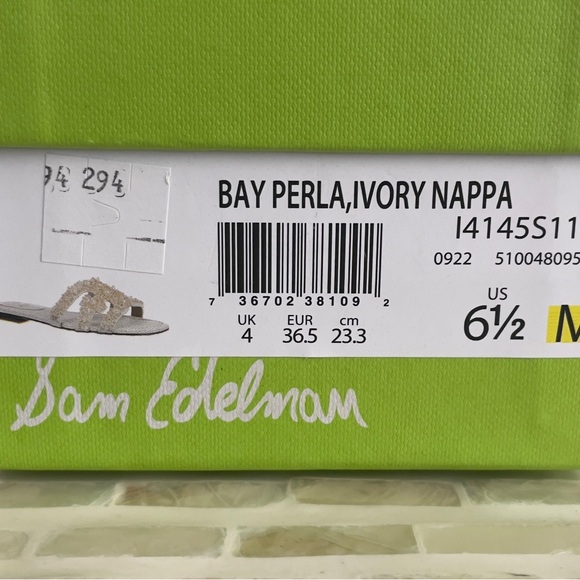 Sam Edelman Women's Ivory Pearl Slide Sandals - Picture 8 of 8